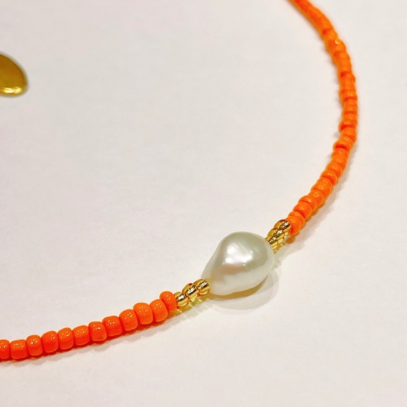 Handmade natural fresh water Pearl & orange glass seed bead necklace - Picture 4 of 4